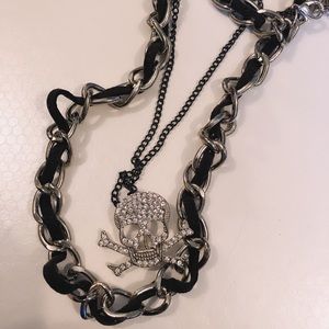 Chain necklace with crystal skull